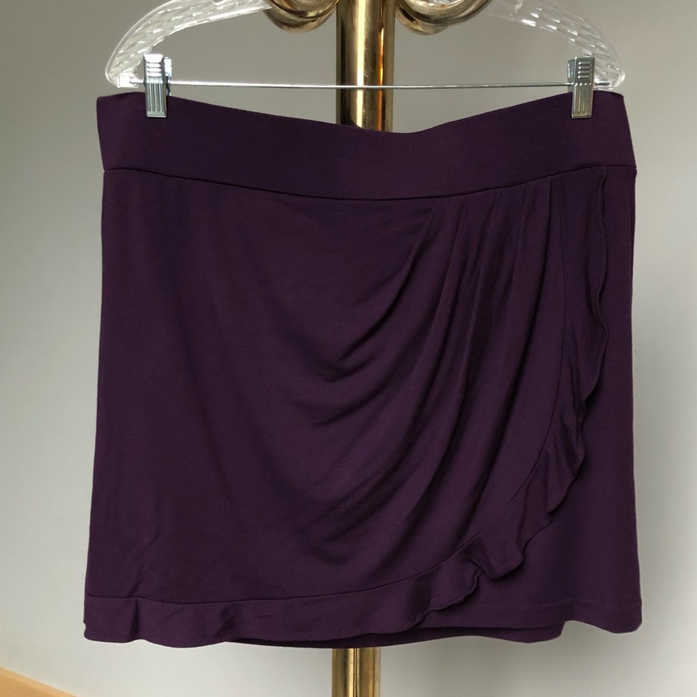 LOFT Purple Pull On Skirt with Flirty Side Ruffle Size XL